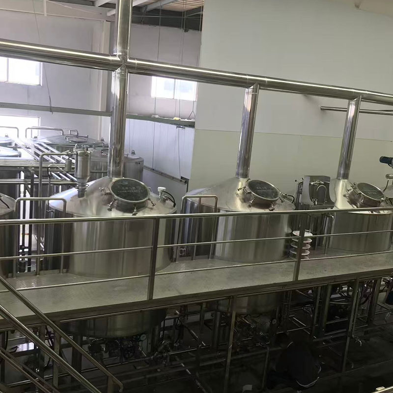 八步精酿啤酒设备厂—啤酒文化的深刻内涵